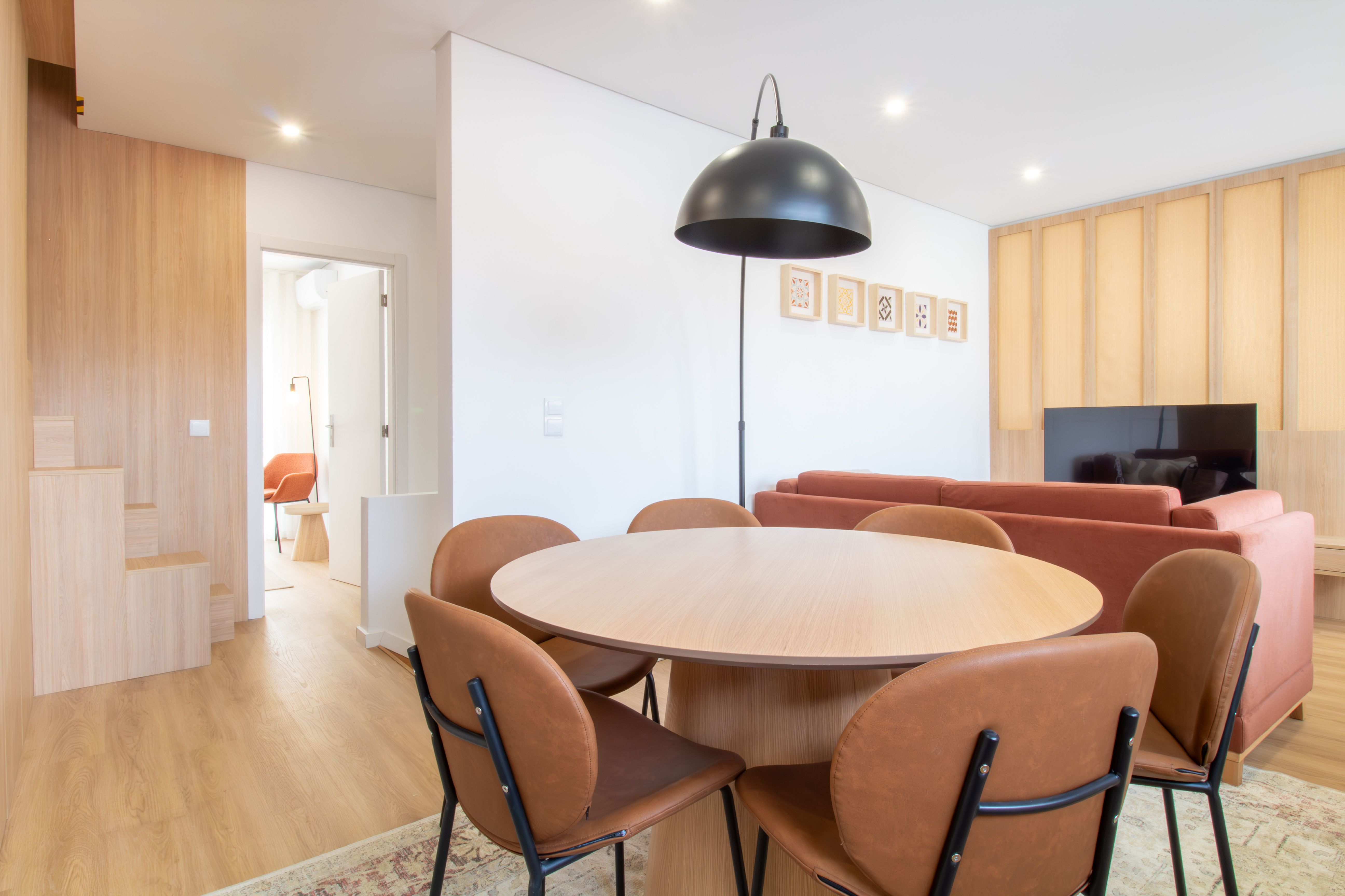  “Across the River” | Airbnb in Jardim do Morro